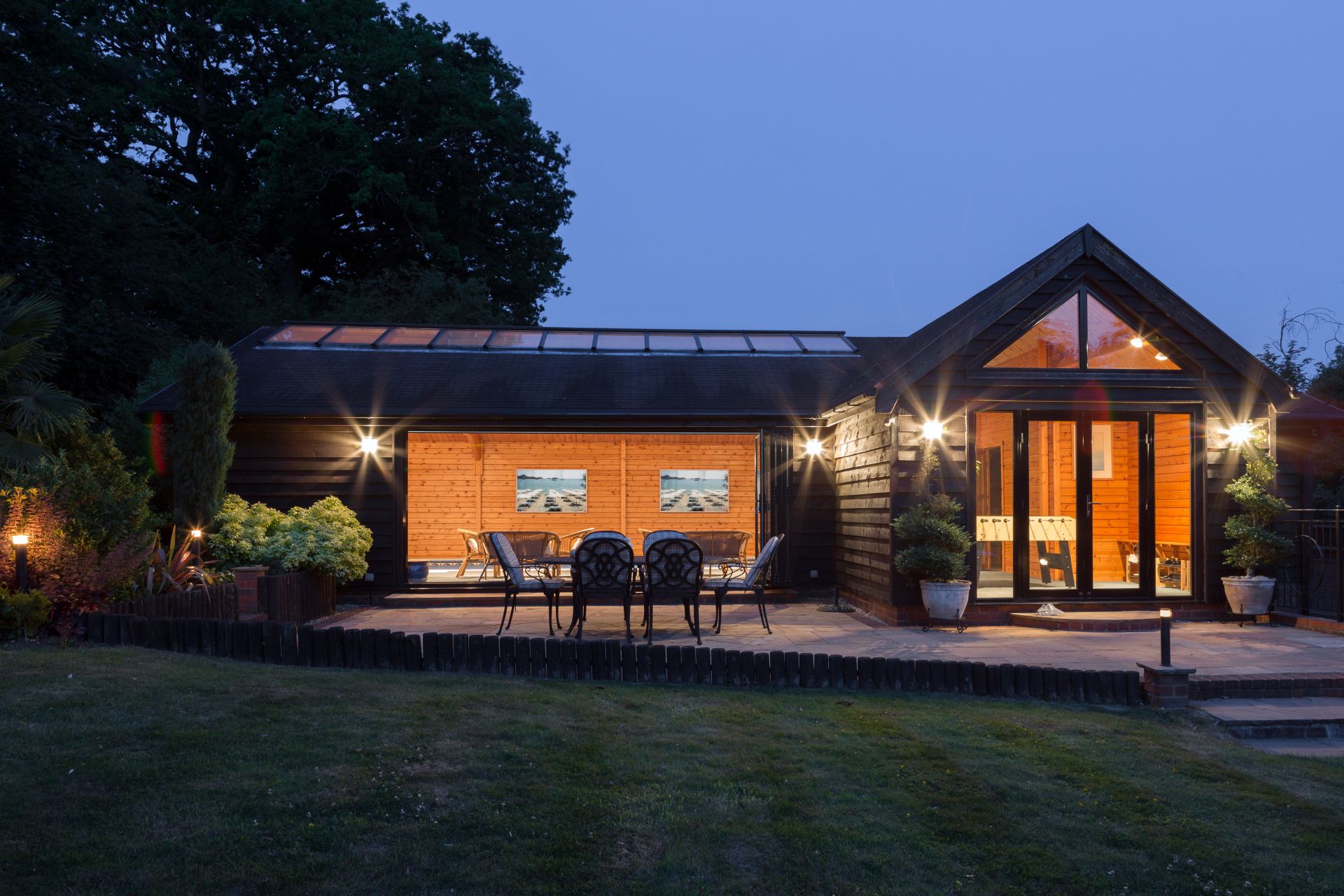 11062b 6f996dbe0a5b488a9677b225cf69cc49~mv2